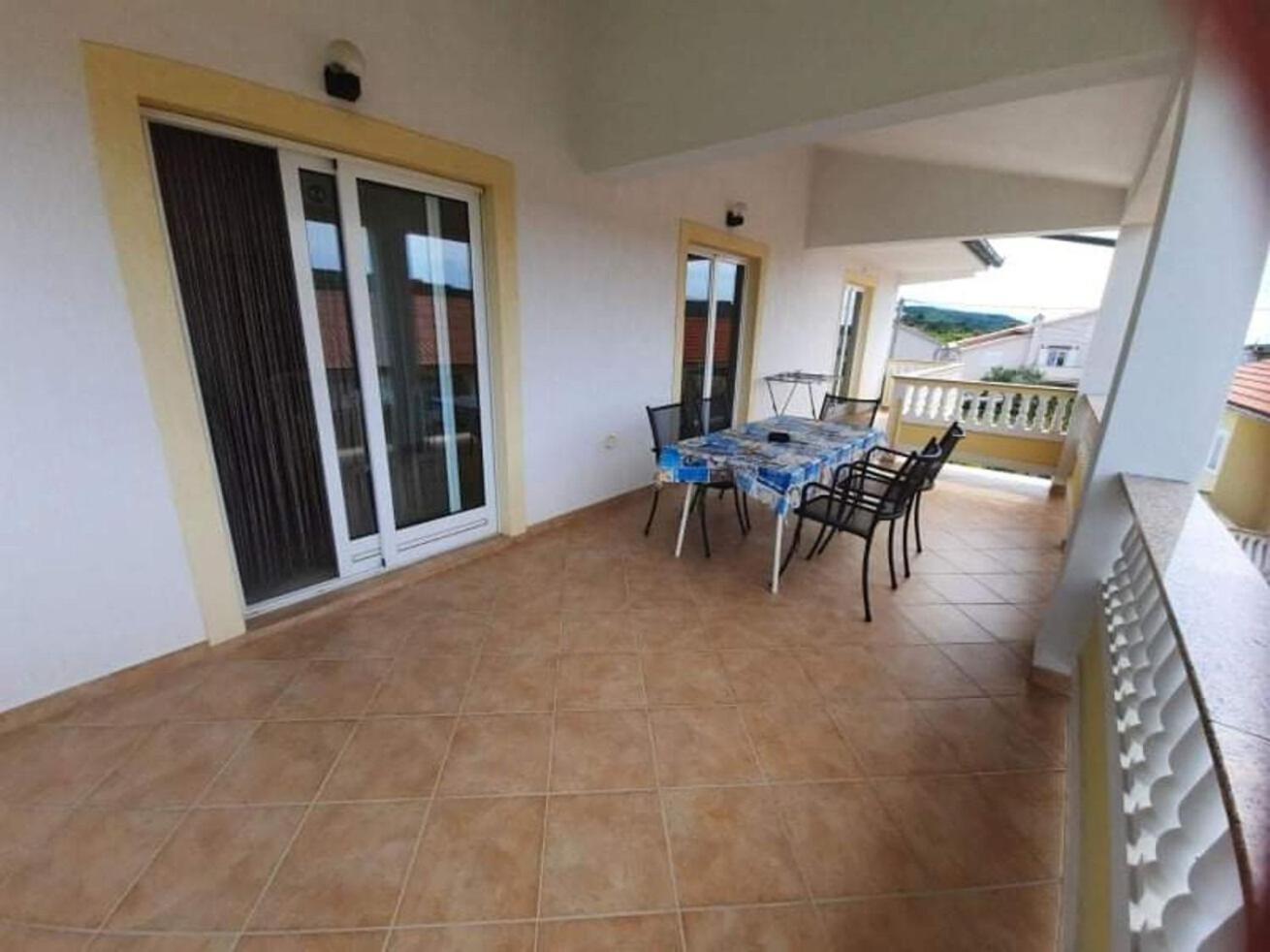 Apartments Robi- Swimming Pool And Beautiful Garden Kampor Exterior photo
