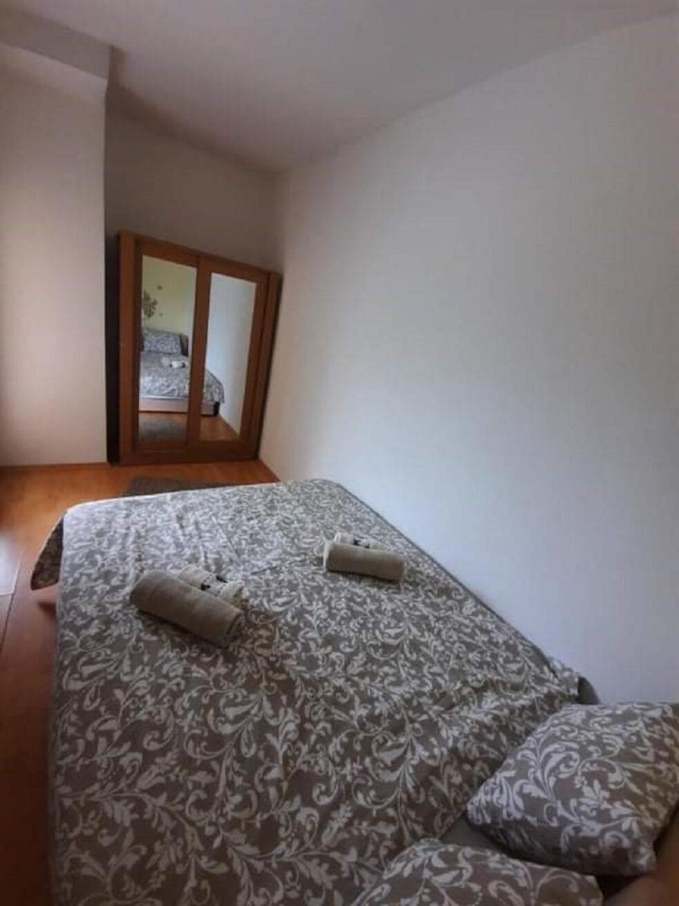 Apartments Robi- Swimming Pool And Beautiful Garden Kampor Exterior photo